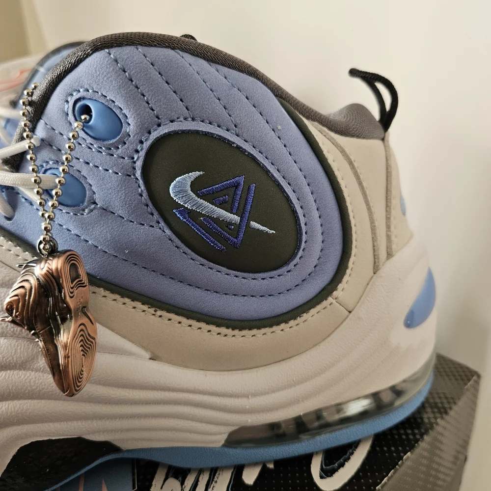 Nike‎ Air Penny 2 x Social Status White Blue Sneakers Size 9.5 BNIB DM9132-100